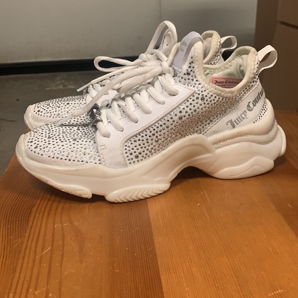 Juicy Couture Adana White Rhinestone Trainer Sneakers Lace-Up Chunky Size 6.5 - Picture 4 of 17
